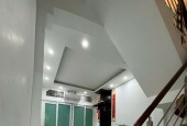 Cho thuê nhà Văn Chương 30m2 x 3 tầng, 3 ngủ, 12 Triệu